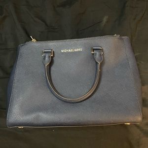 Dark blue Micheal Kors purse